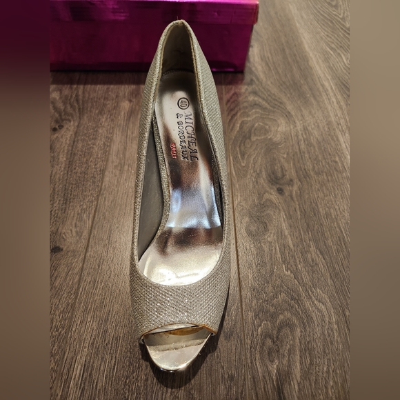 Michael & Bordeaux Paris Silver Open Toe Heels - Picture 6 of 6